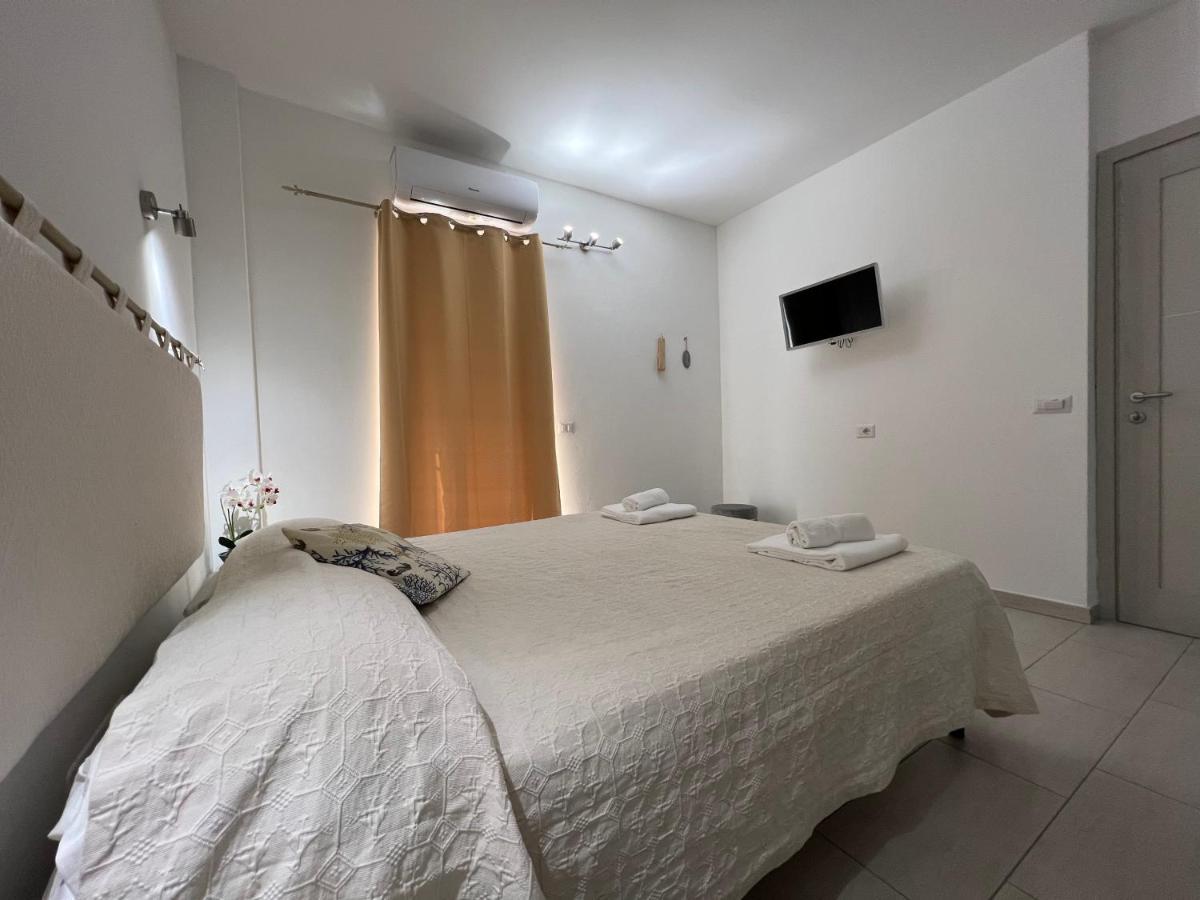 Al Mare Da Francesca Hotel Olbia Ngoại thất bức ảnh