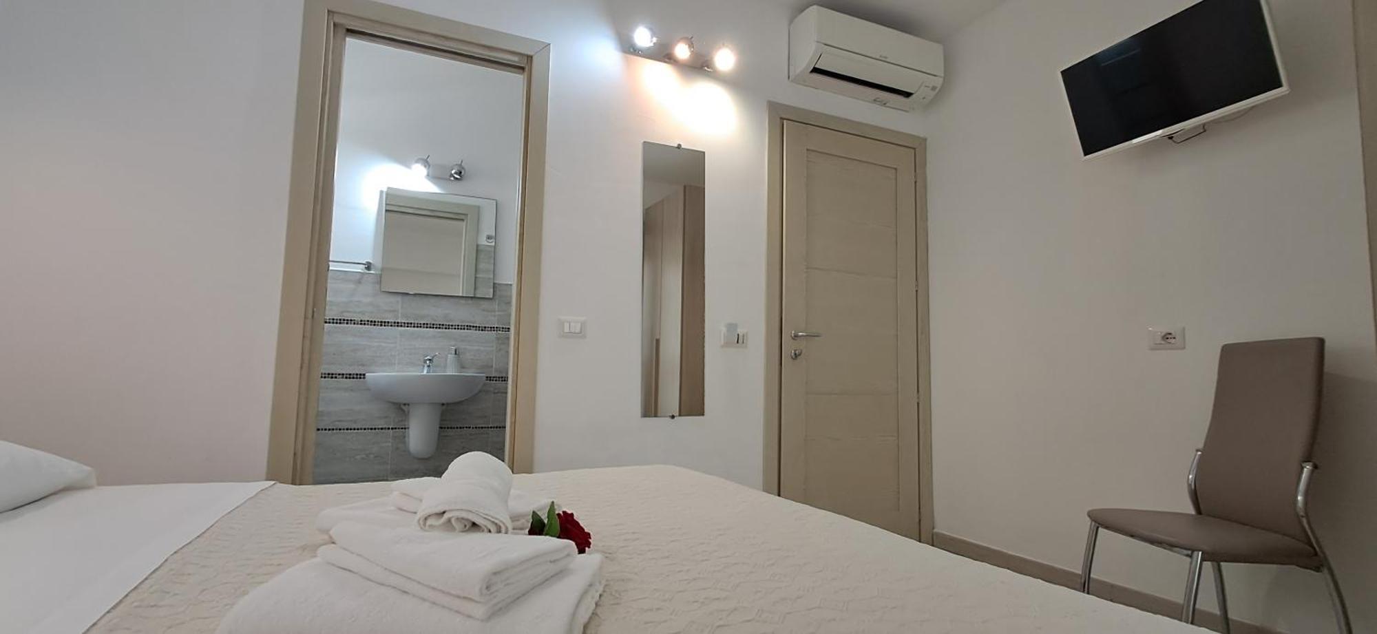 Al Mare Da Francesca Hotel Olbia Ngoại thất bức ảnh