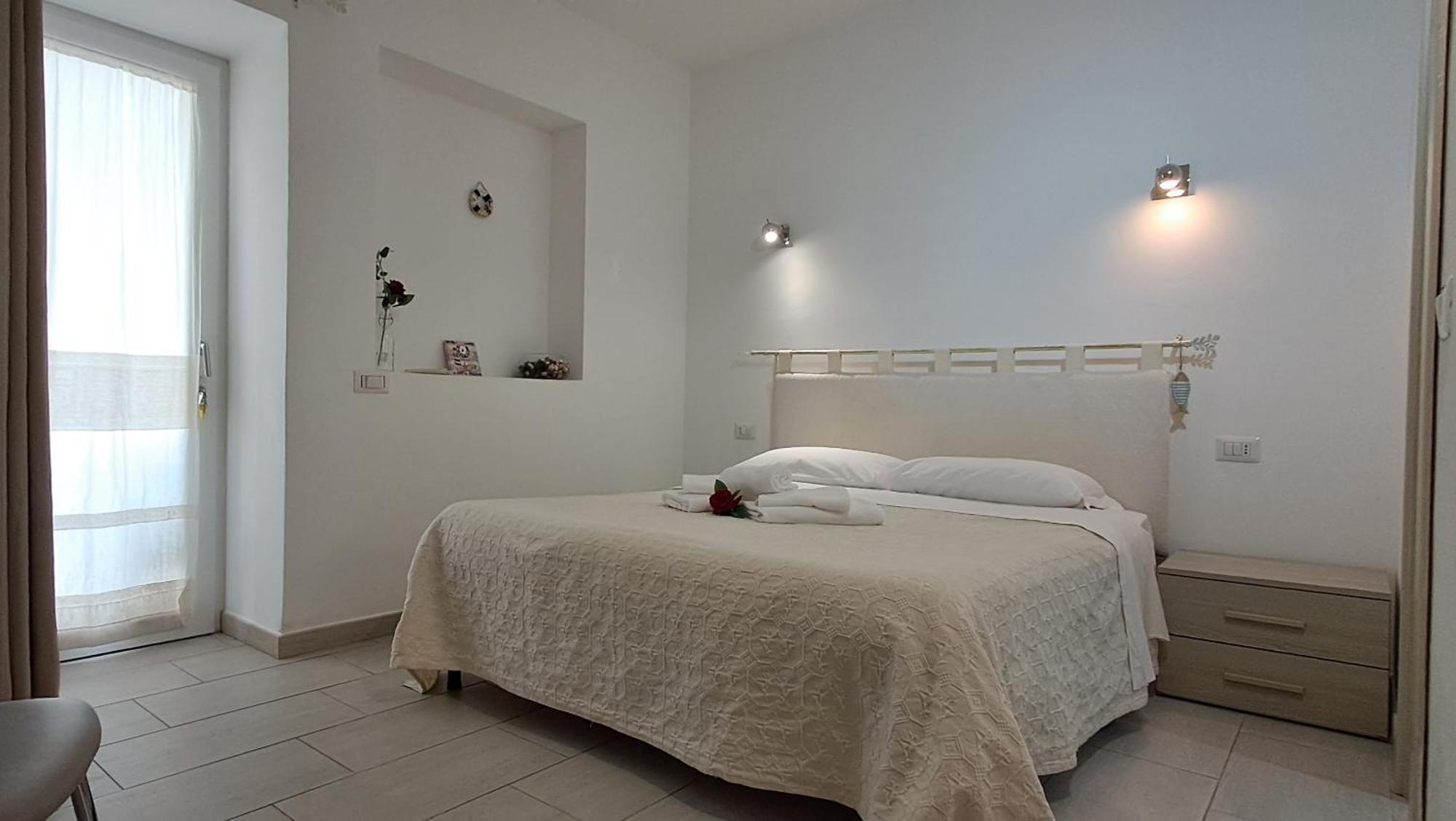 Al Mare Da Francesca Hotel Olbia Ngoại thất bức ảnh