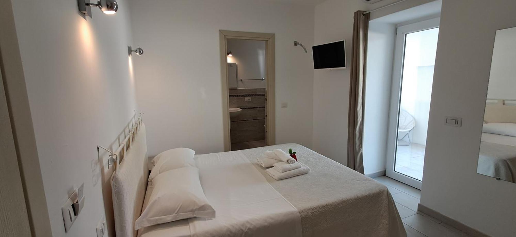 Al Mare Da Francesca Hotel Olbia Ngoại thất bức ảnh