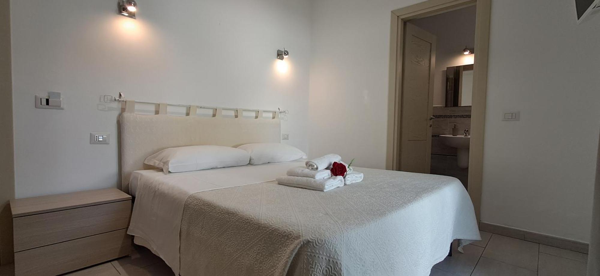 Al Mare Da Francesca Hotel Olbia Ngoại thất bức ảnh